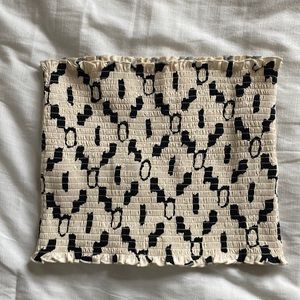 Strapless minimal top neutral